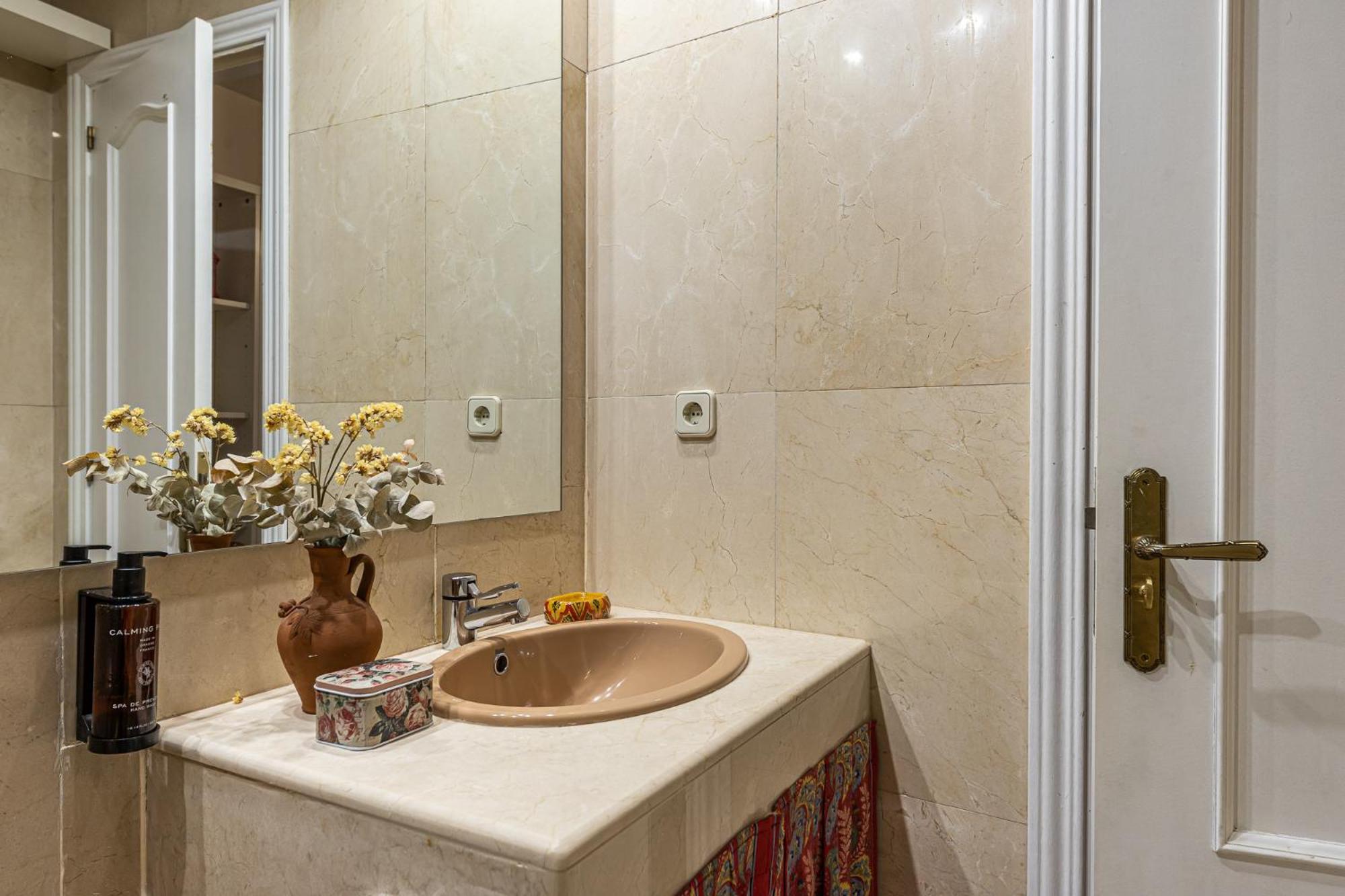 Waou Opera I - Alquiler Corta Duracion Apartment Madrid Exterior foto